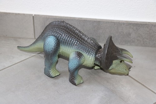 Dinosauro triceratops dino - dinosauro,